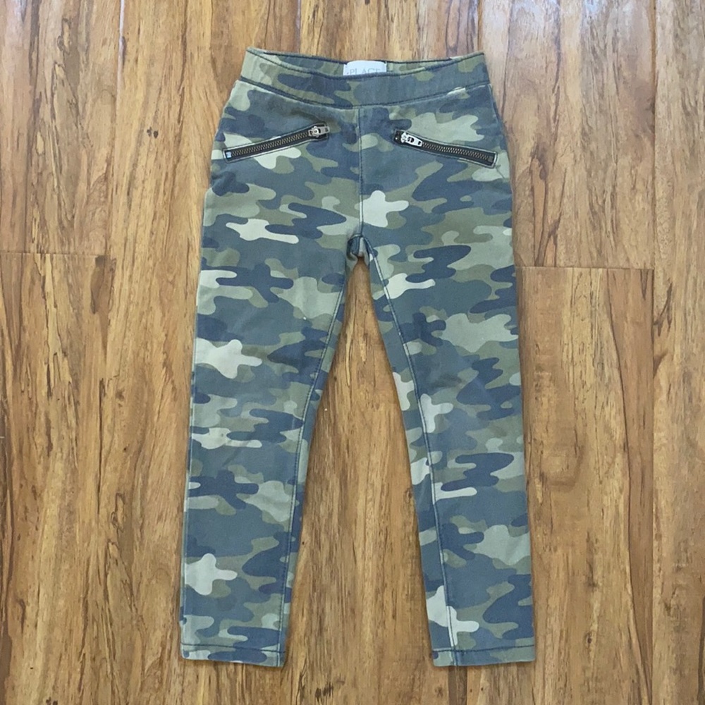 GUC Children’s Place Camo Zip Leggings | 5T